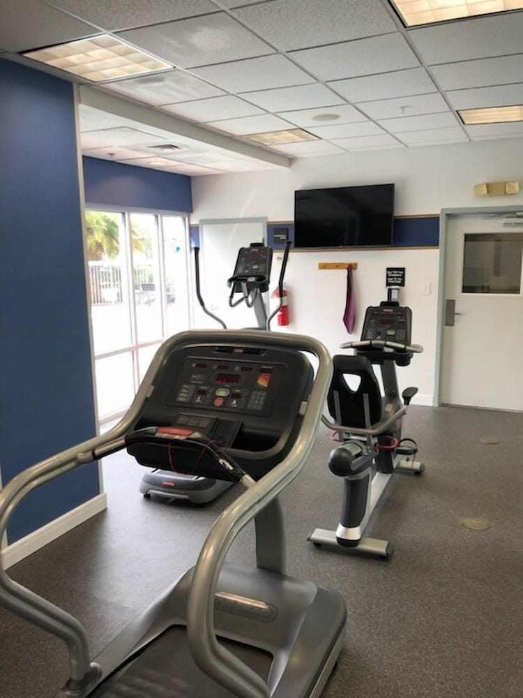 Hampton Inn Jacksonville East Regency Square - photo 20