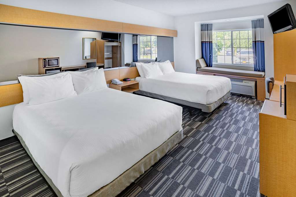 Microtel Inn & Suites by Wyndham Plattsburgh - photo 17