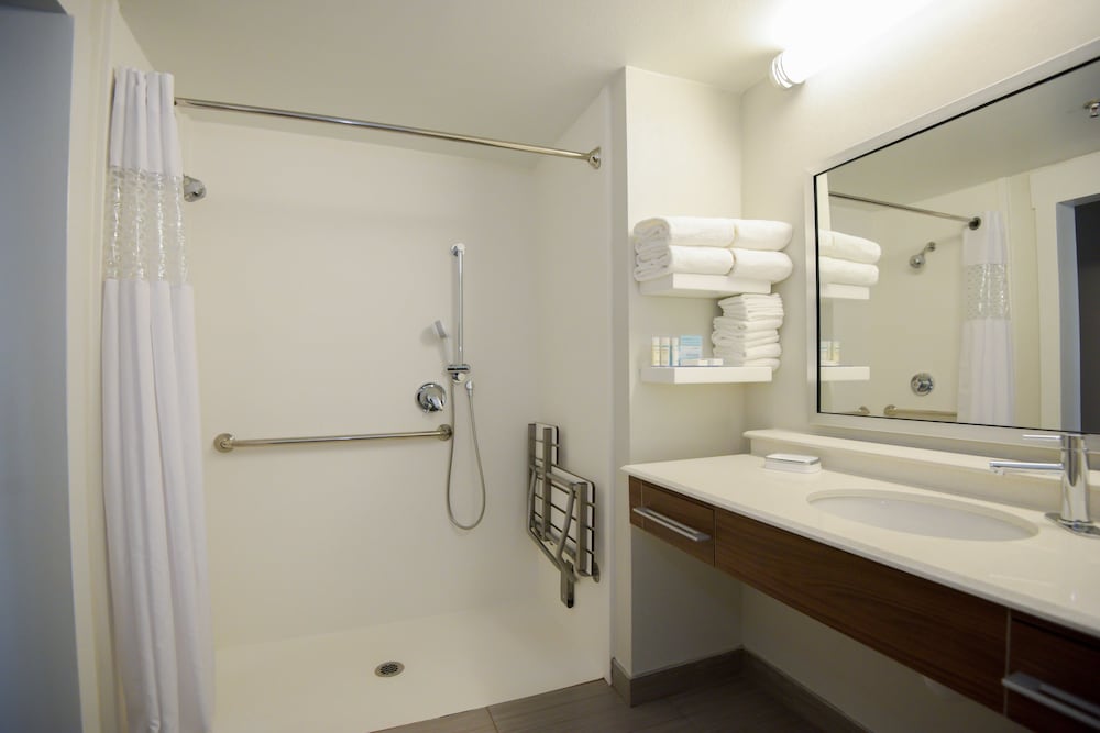 Hampton Inn Lakeland - photo 20