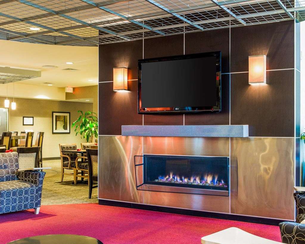 Cambria Hotel Traverse City - photo 7