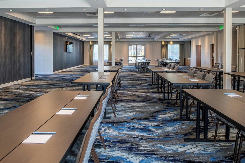 Fairfield by Marriott Inn & Suites Winters Davis - photo 35