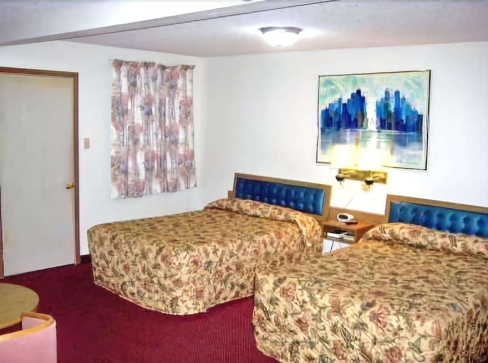 Shamrock Motel - photo 10