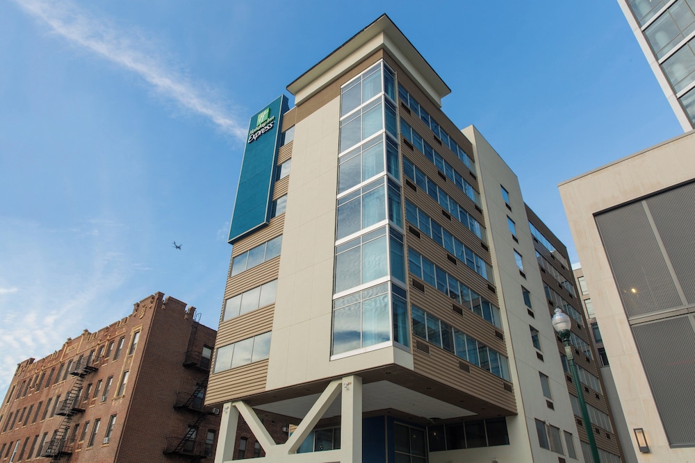 Holiday Inn Express New Rochelle by IHG - photo 60