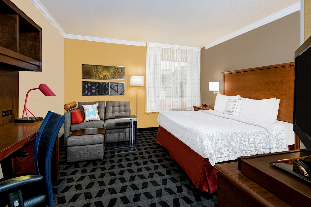 TownePlace Suites by Marriott San Antonio Northwest - photo 7