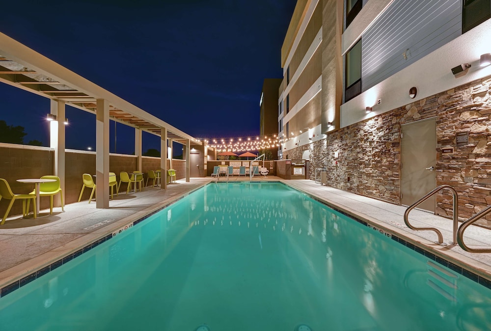 Home2 Suites by Hilton Tracy - photo 50