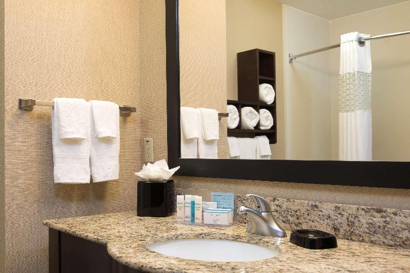 Hampton Inn & Suites Crawfordsville - photo 48