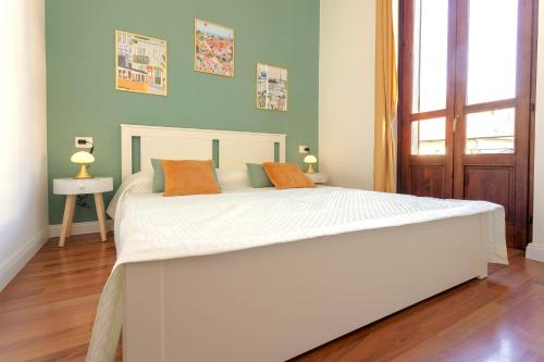 Arona Elite Suite Self Check In Wifi — 4-Star Luxury Hotel in Arona, Italy