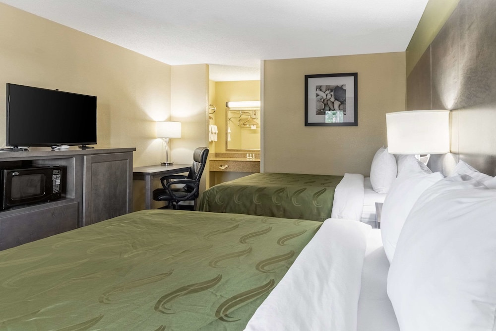 Quality Inn Franklin Cool Springs Area - photo 11