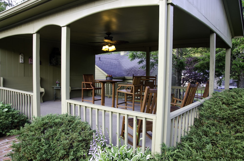 Hillwinds Inn - photo 29