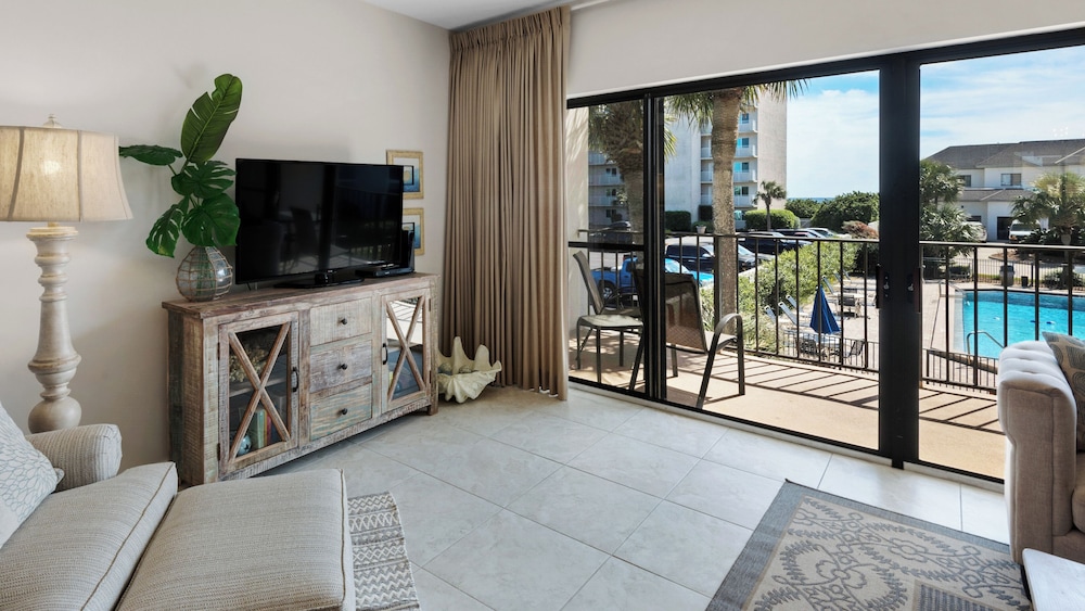 Emerald Hill - photo 138