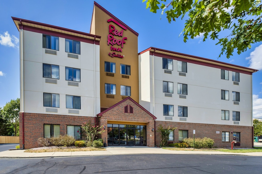 Red Roof Inn & Suites Dover Downtown - featured photo