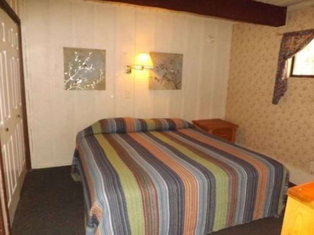 Arizona Mountain Inn and Cabins - photo 102