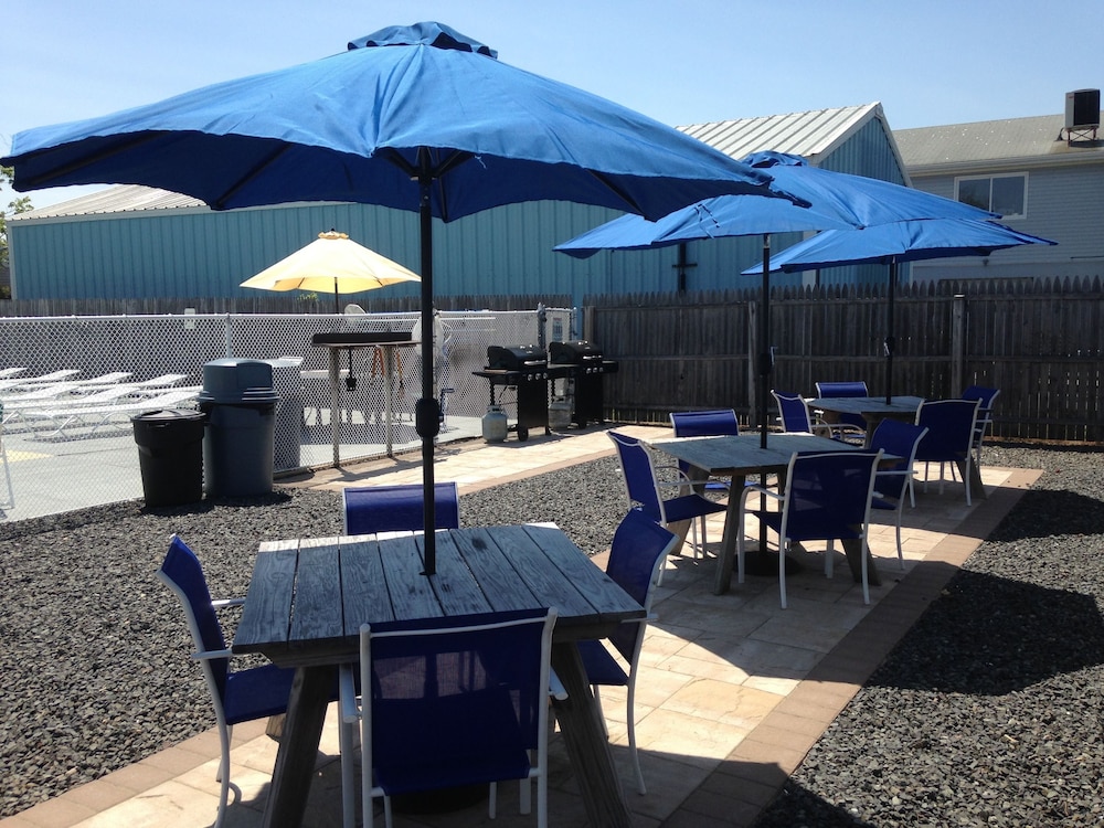 Shore Point Motel - photo 35
