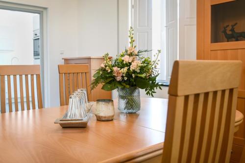 Mühlen Apartment im Herrenhaus Rheinblick — 4-Star Luxury Hotel in Xanten, Germany