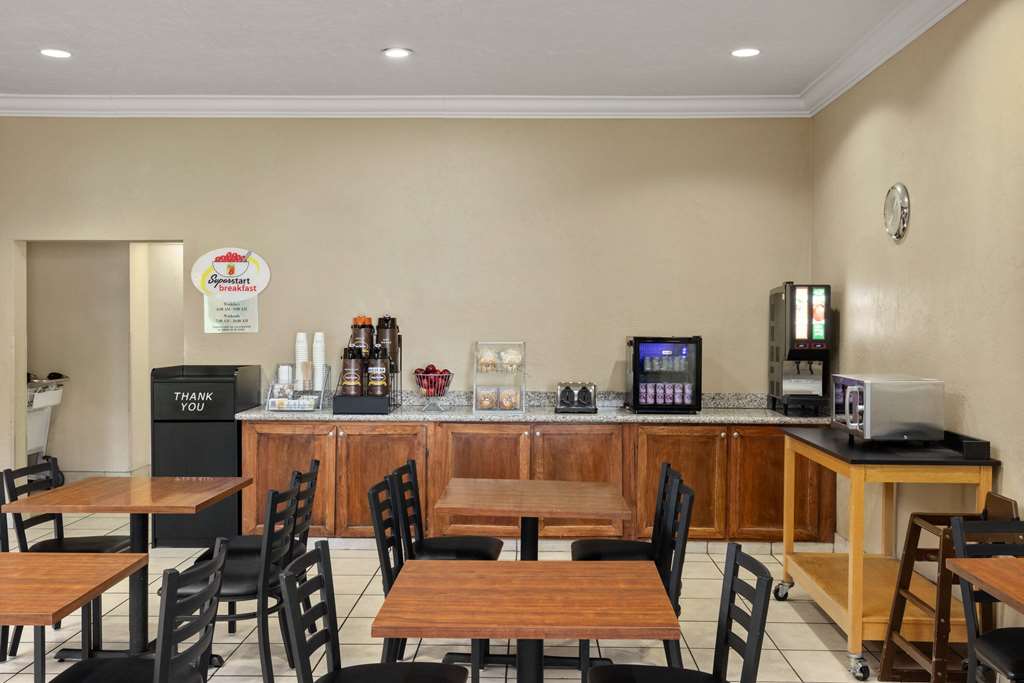 Super 8 by Wyndham Roseburg - photo 35
