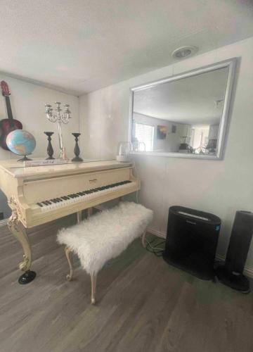 Tiny but cozy manufactured house — 4-Star Luxury Hotel in Tampa, United States