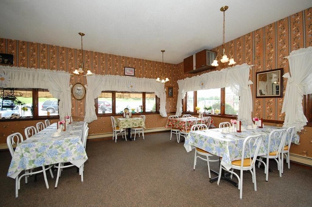 Hilltop Inn of Vermont - photo 31