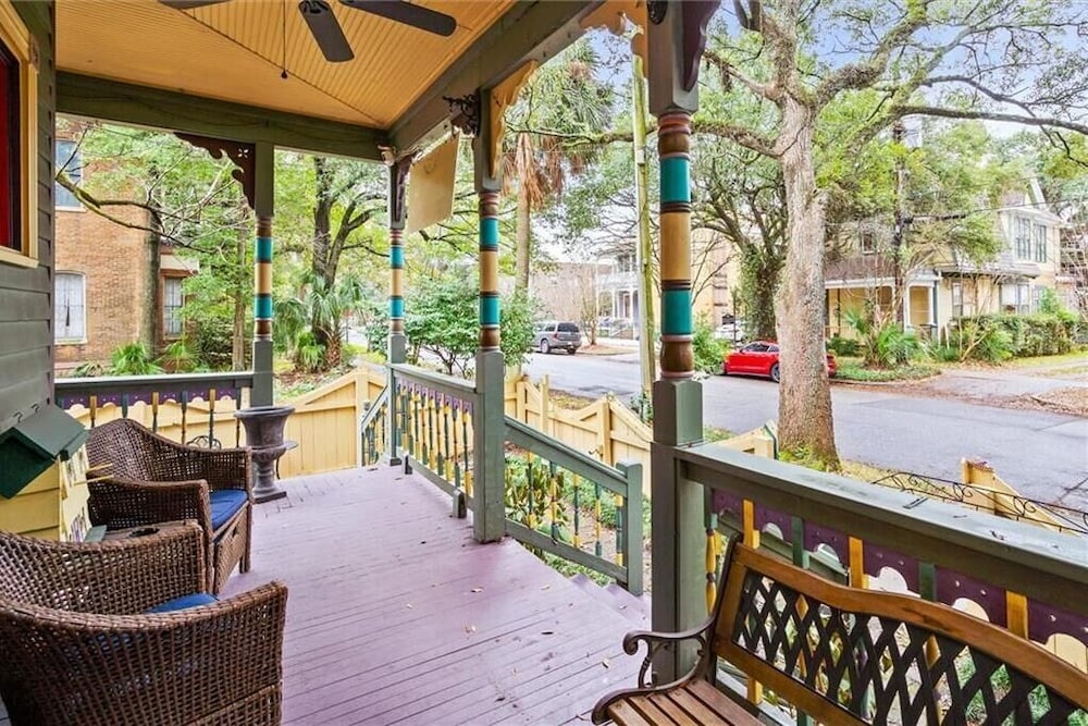 The Mardi Gras House - photo 87