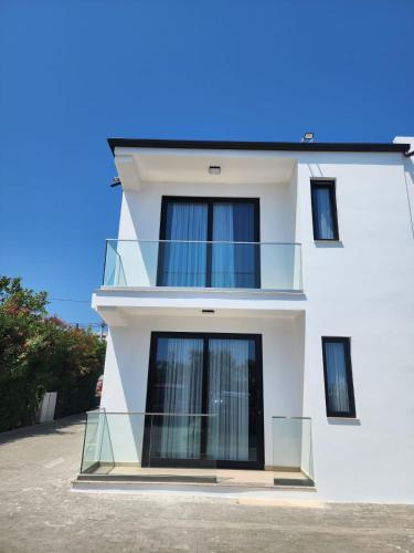 Hotel Bristol Velipoje in Velipoje, Albania