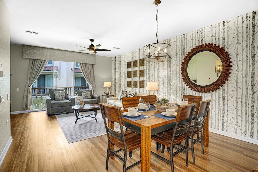 Spacious Townhome W patio & Garage Sleeps10 - photo 7
