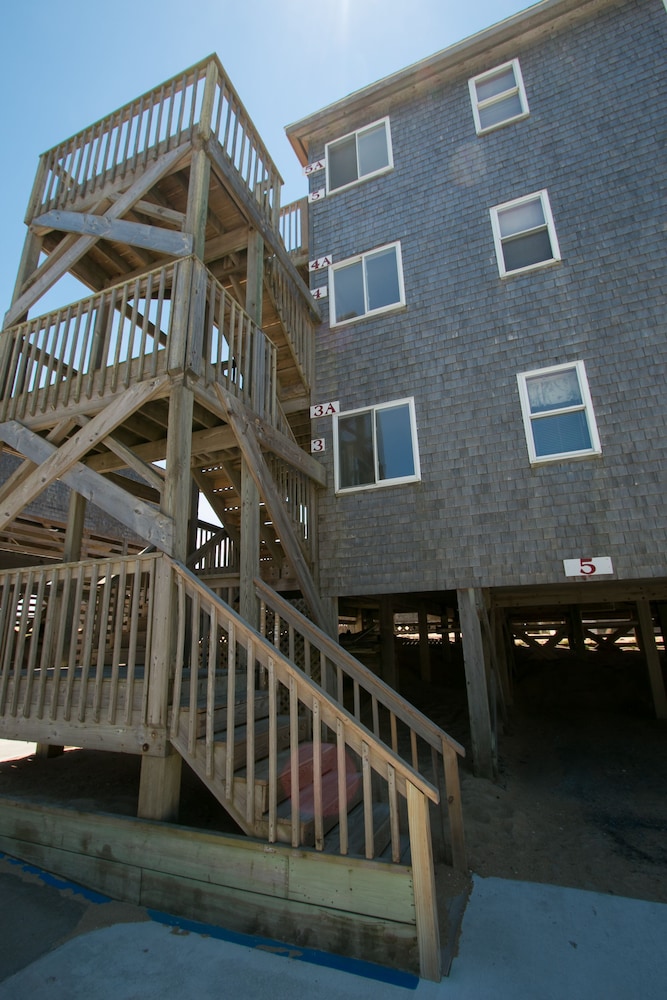 Outer Banks Motel - photo 186