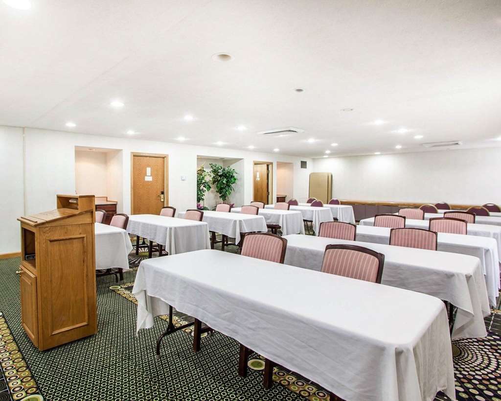 Comfort Inn Bourbonnais near I 57 - photo 36