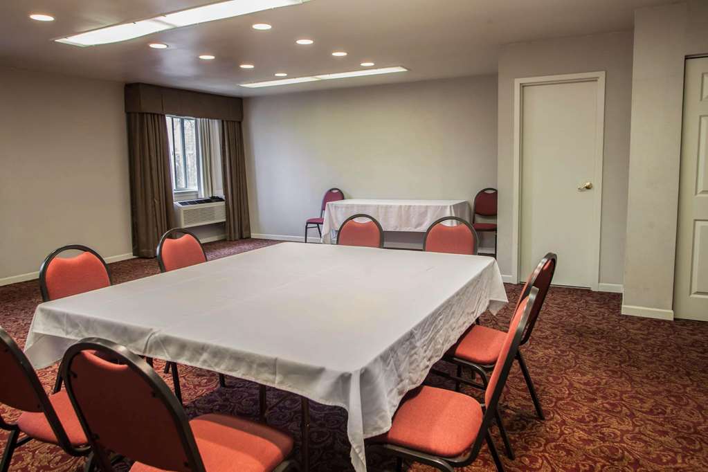 Quality Inn and Suites St Charles West Chicago - photo 27