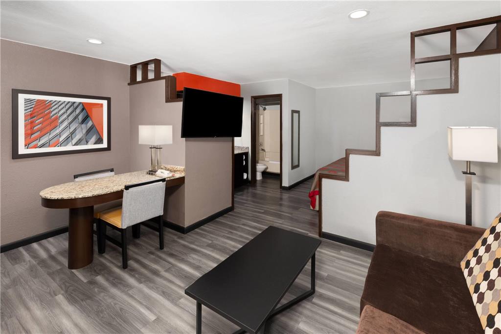 Ramada by Wyndham El Paso - photo 15