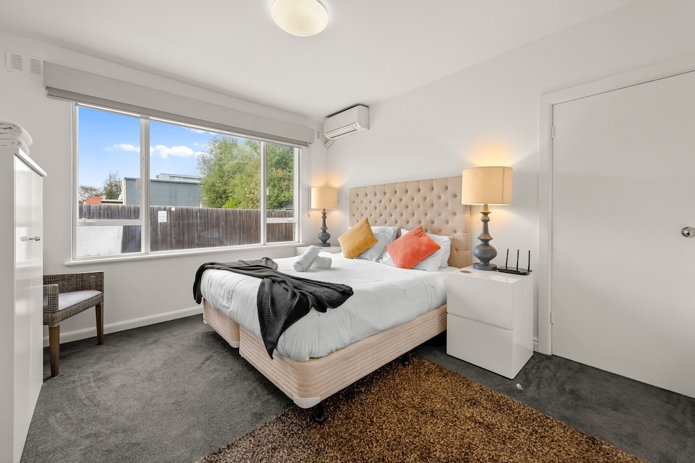StayCentral Brunswick Vibe Parkville — 4-Star Luxury Hotel in Brunswick, Australia