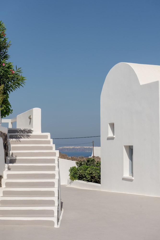 Aura Marina Apartments Santorini — Agia Paraskevi — photo 2