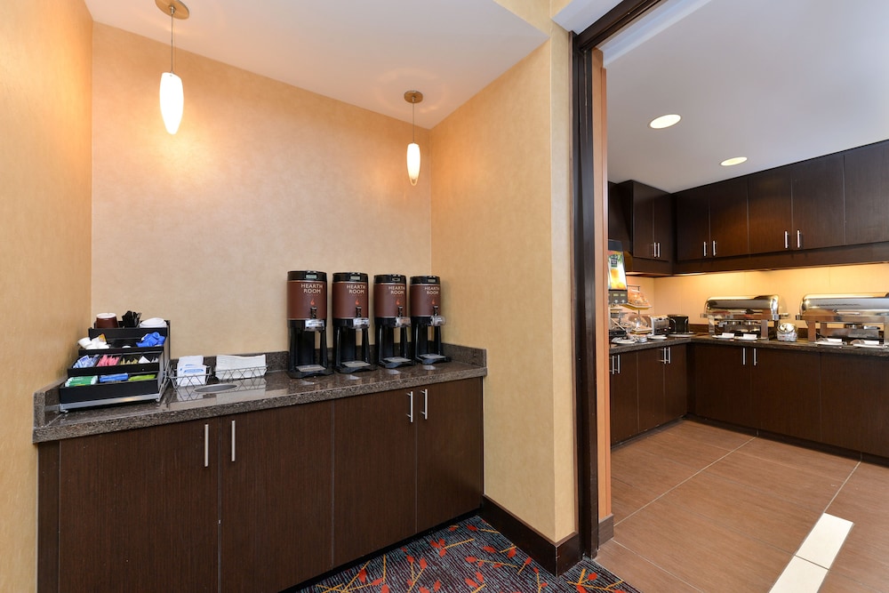Residence Inn by Marriott Coralville - photo 34