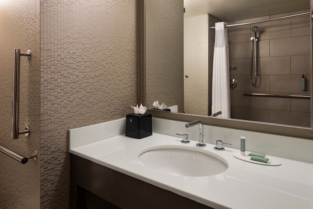 Courtyard by Marriott Minneapolis Downtown - photo 22