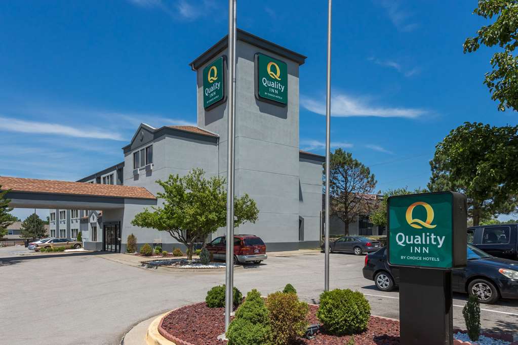Quality Inn Lees Summit Kansas City - photo 3