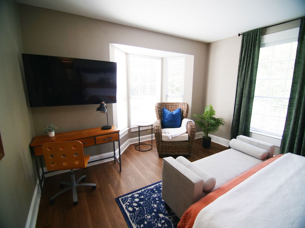 The Capitol Inn Tallahassee - photo 14