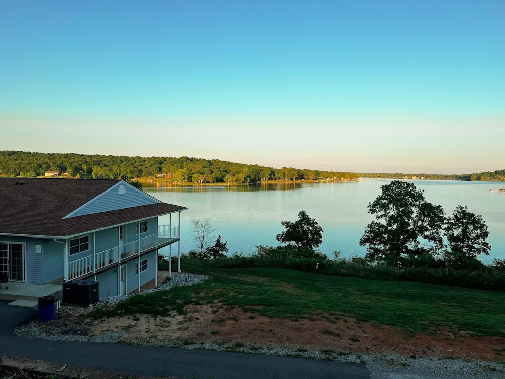Crown Point Resort - photo 98