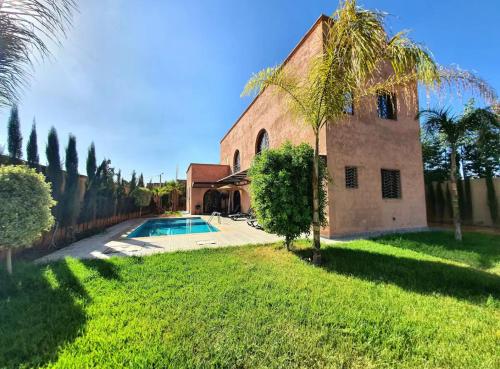 Villa a Marrakech with private pool — 4-Star Luxury Hotel in Marrakesh, Morocco