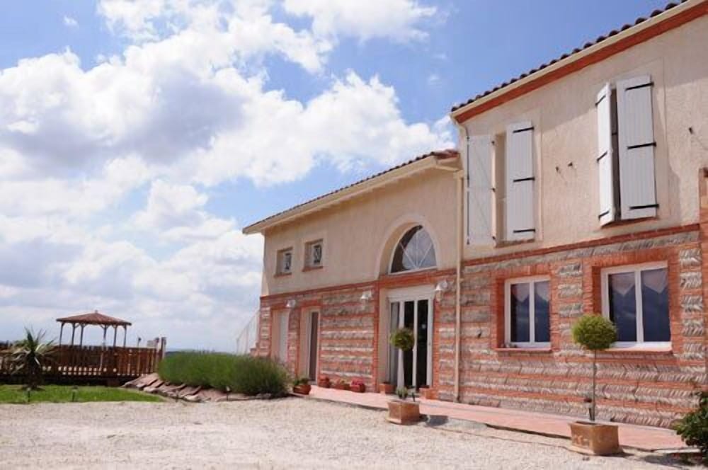 Villa Monplaisir — 4-Star Luxury Hotel in Toulouse, France