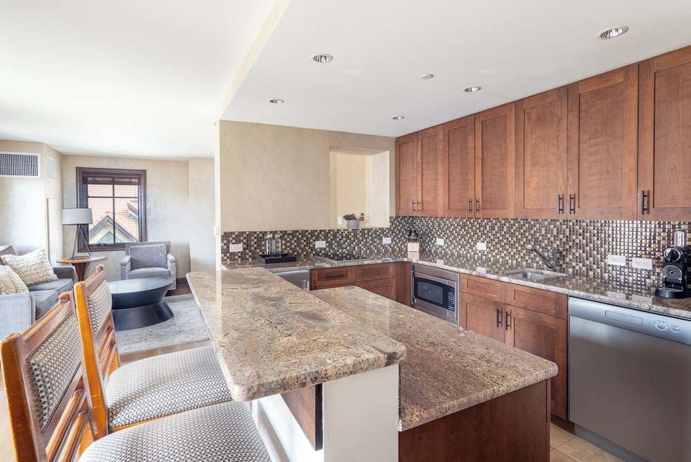 Madeline Hotel & Residences Auberge Collection - photo 89