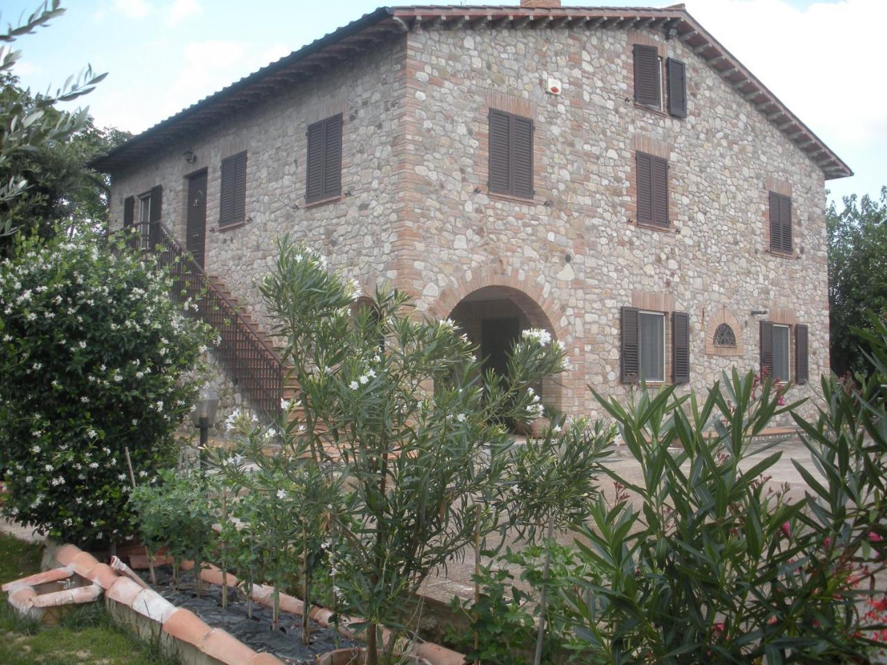 Ai Prati Vecchi - carbon neutral hotel in Marsciano