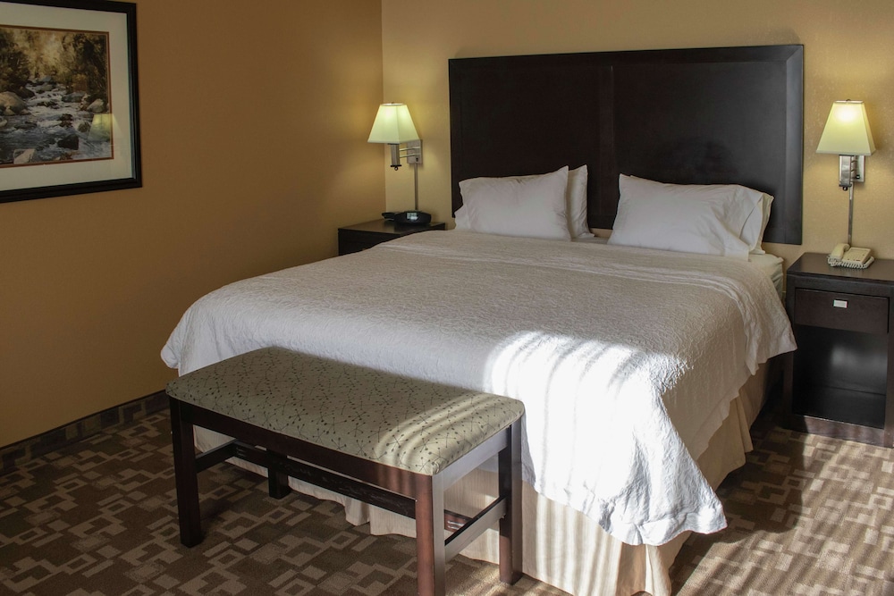 Hampton Inn & Suites Knoxville North I 75 - photo 15