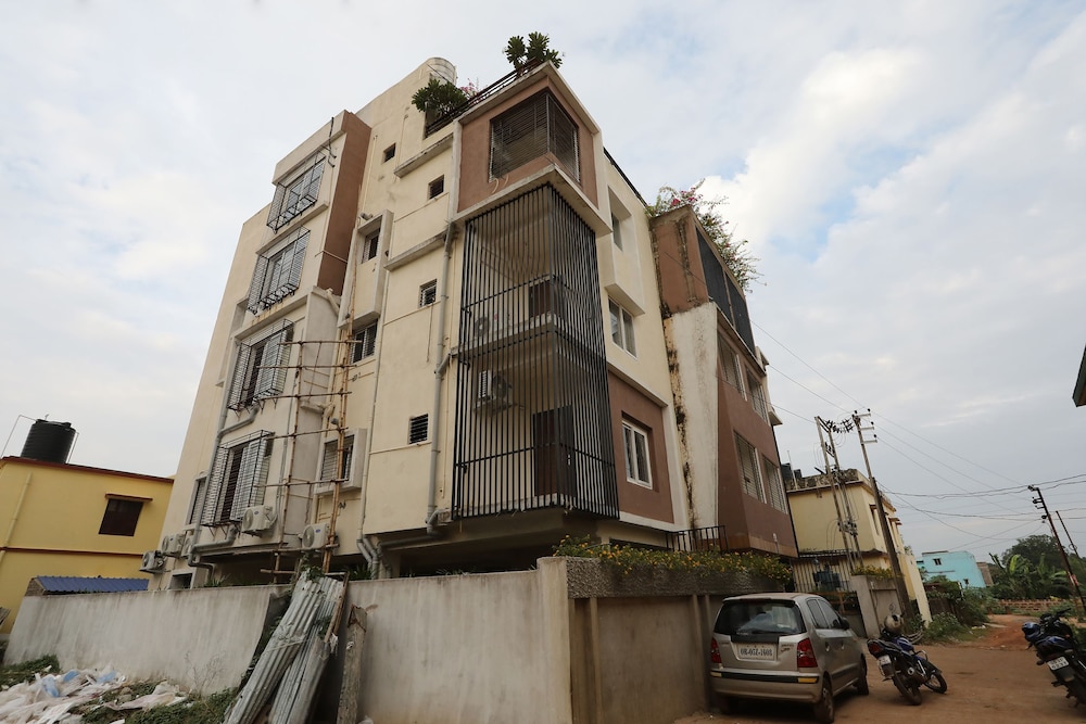 OYO 23251 Prime Residency