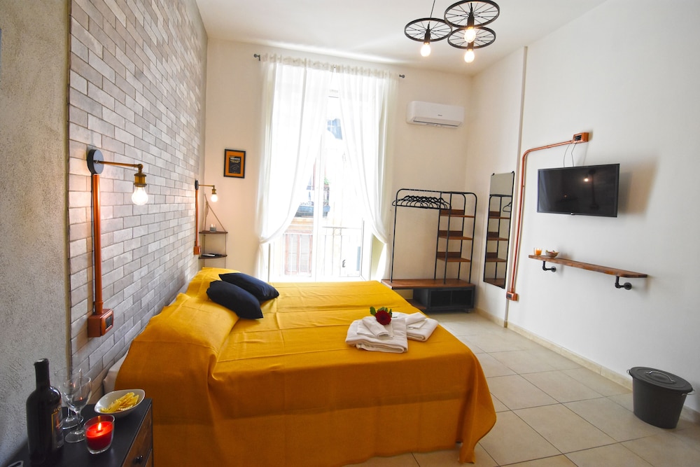 Napoli Cityscape - carbon neutral hotel in Naples