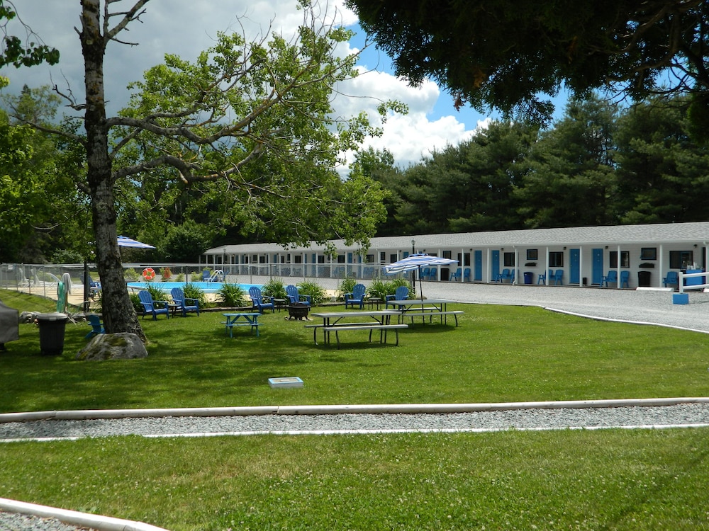 Belle Isle Motel - photo 22