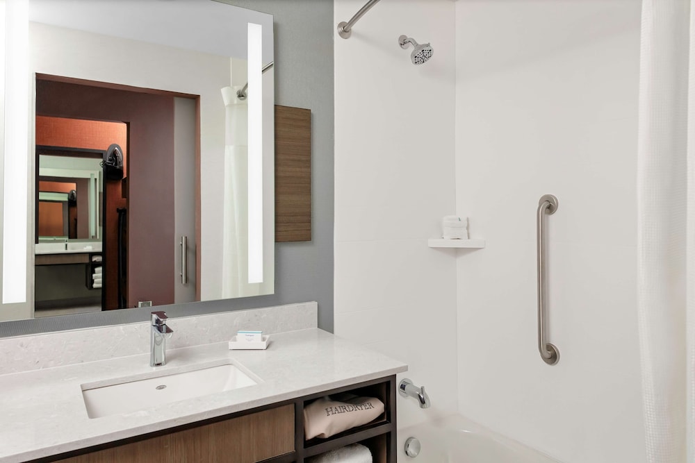 Hilton Garden Inn Chandler Downtown - photo 19