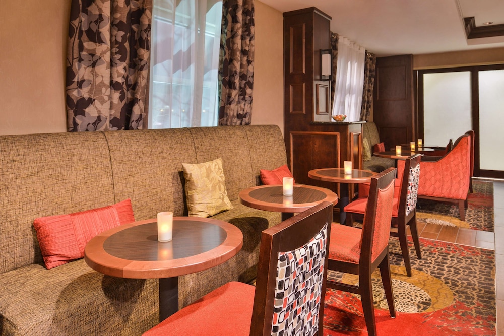 Hampton Inn Statesville - photo 54