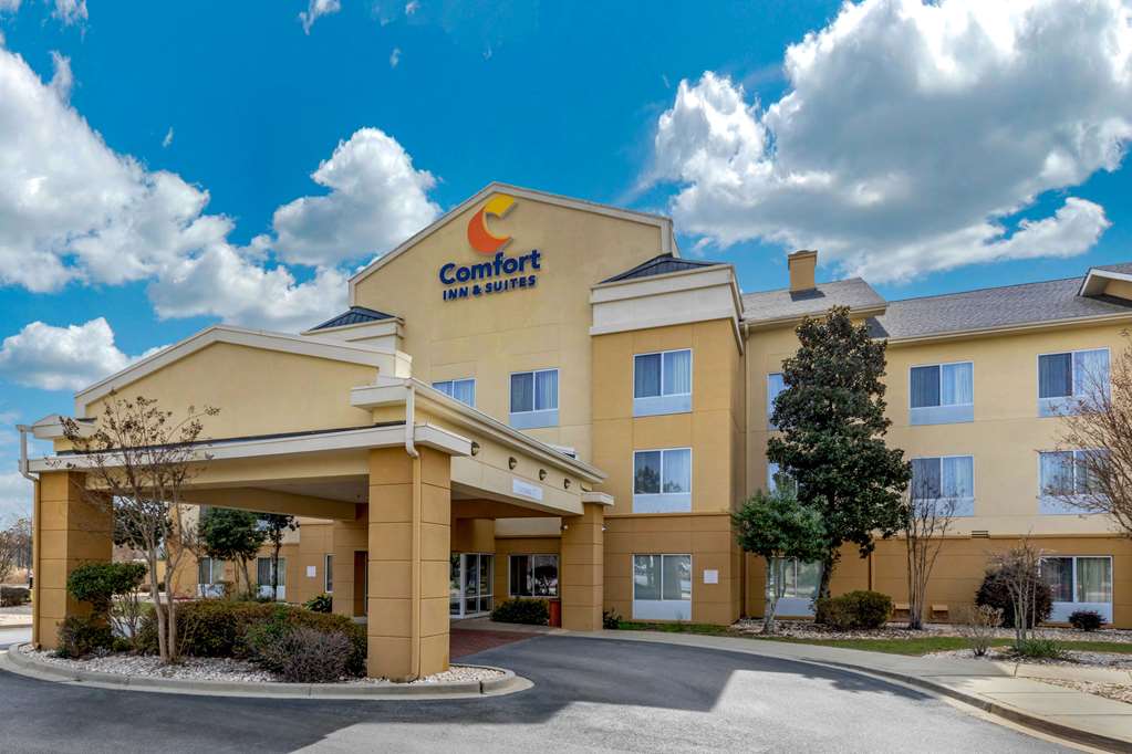 Comfort Inn & Suites Camden in Camden, United States