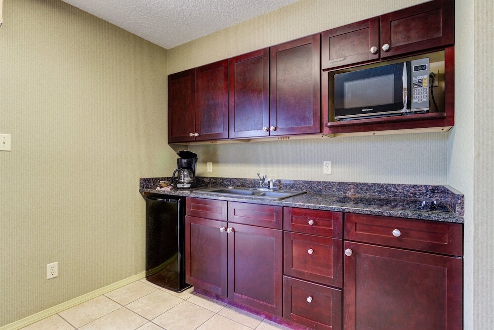 Long Island Lake Resort - photo 13