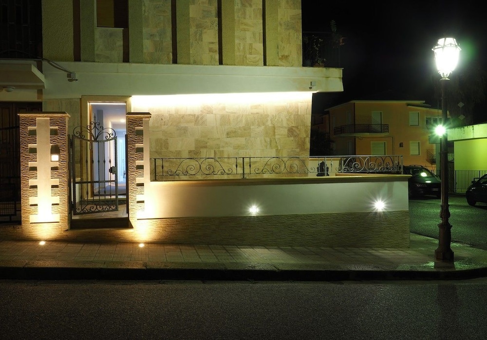 Pepè Accommodation - carbon neutral hotel in Parghelia