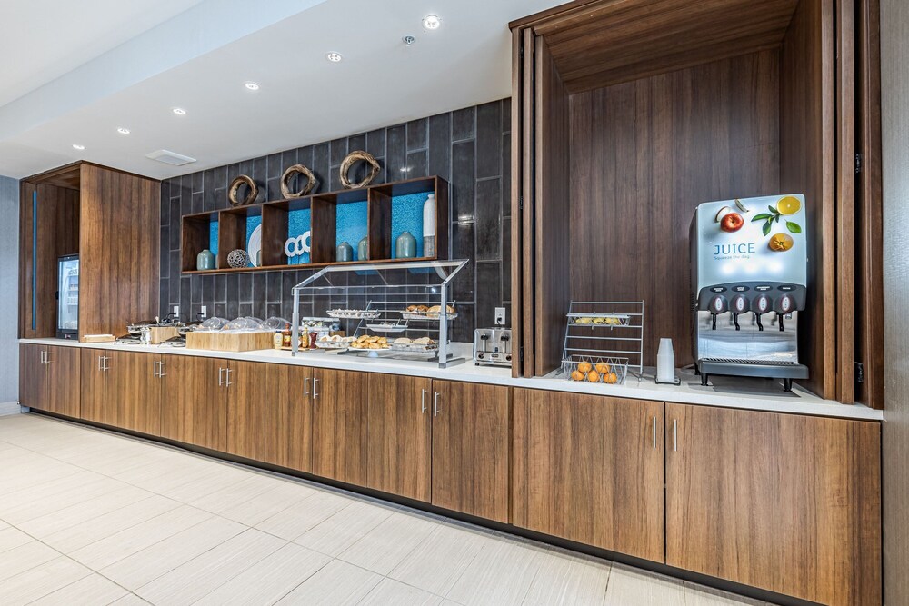 SpringHill Suites by Marriott Detroit Sterling Heights - photo 38