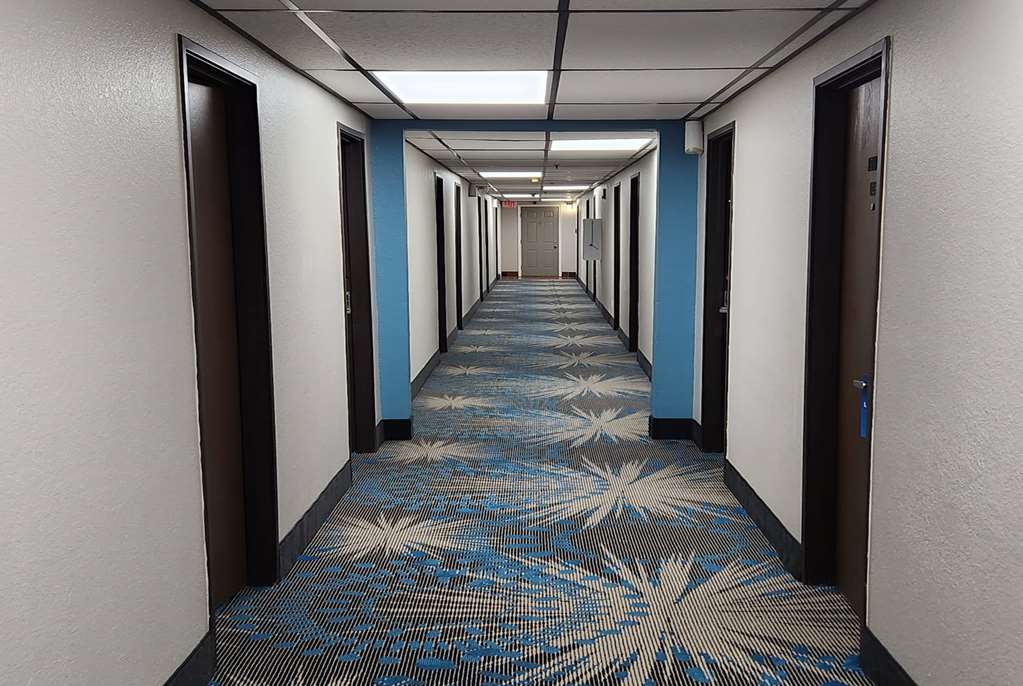 Days Inn by Wyndham Tucumcari - photo 40